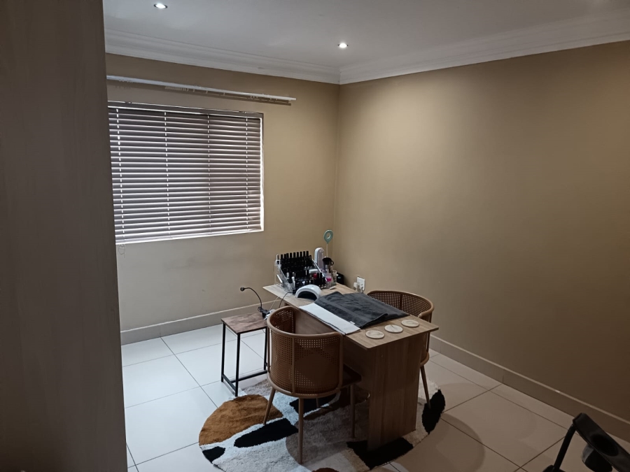 3 Bedroom Property for Sale in Heuwelsig Free State